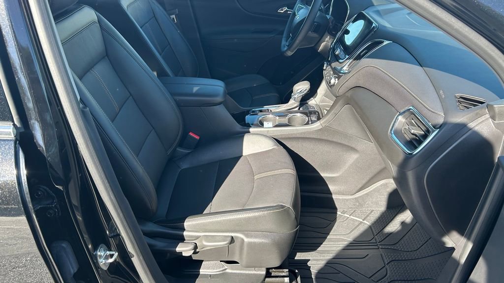 Used 2024 Chevrolet Equinox Premier w/ LPO, Floor Liner Package image 11