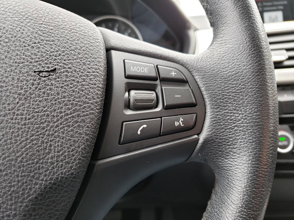 Used 2018 BMW 320i xDrive Sedan image 19