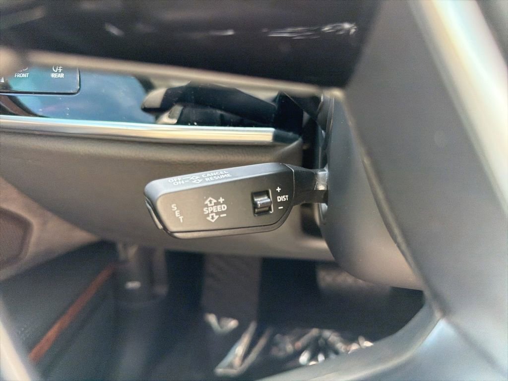 Used 2021 Audi A8 L 3.0T w/ Luxury Package image 33