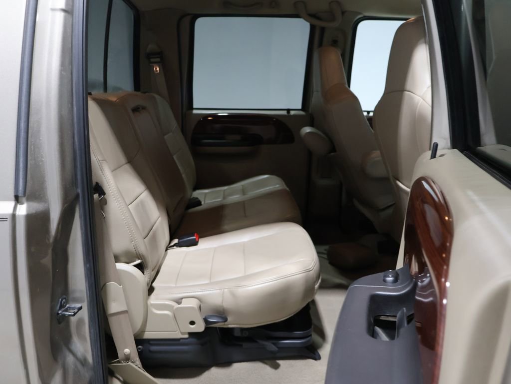 Used 2006 Ford F250 Lariat image 19
