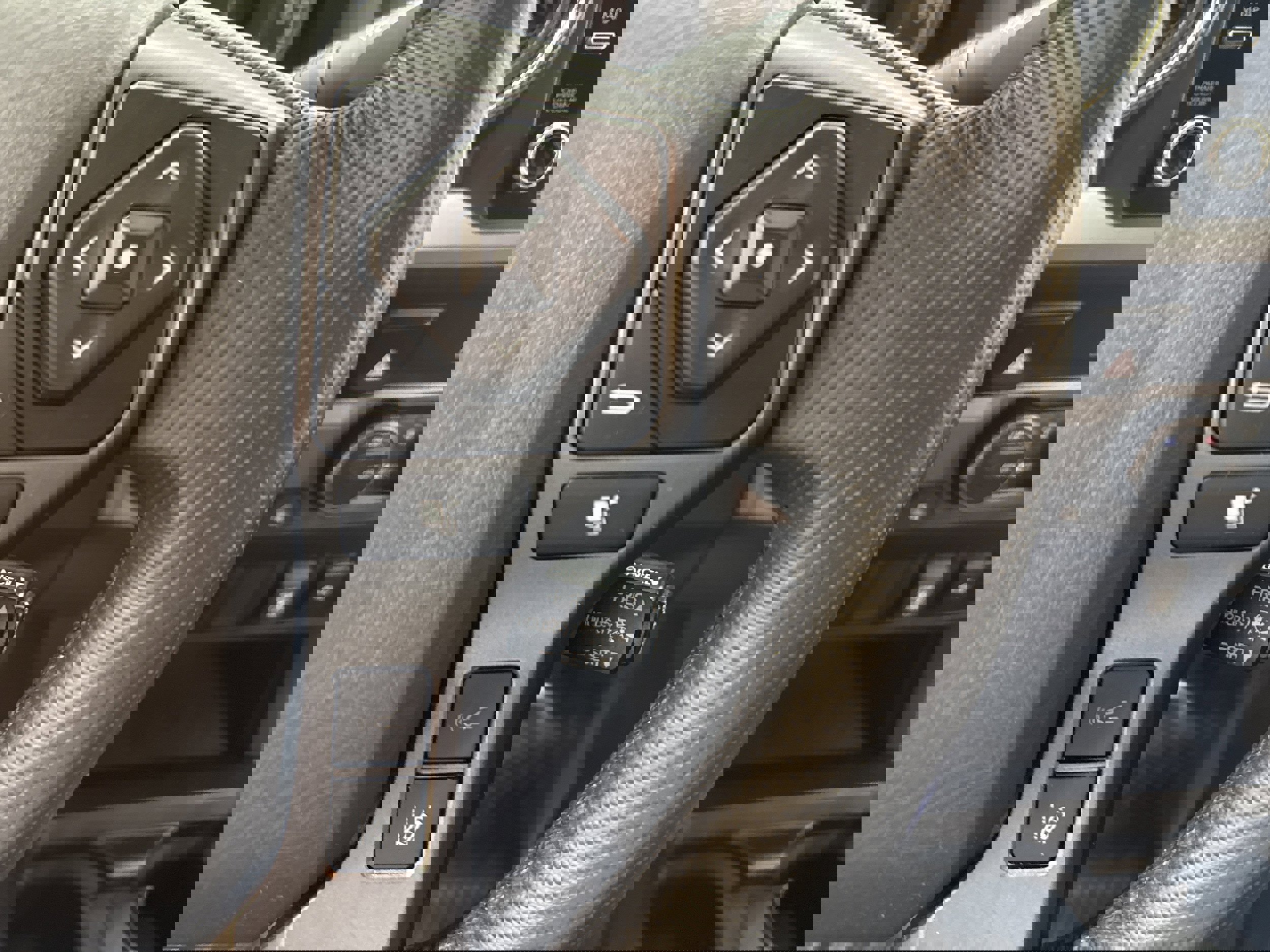 Used 2023 Toyota Tacoma TRD Sport image 29