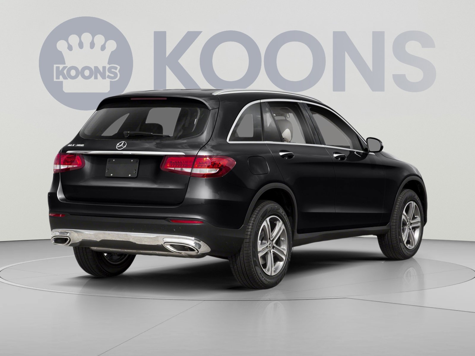 Used 2019 Mercedes-Benz GLC 300 4MATIC image 2