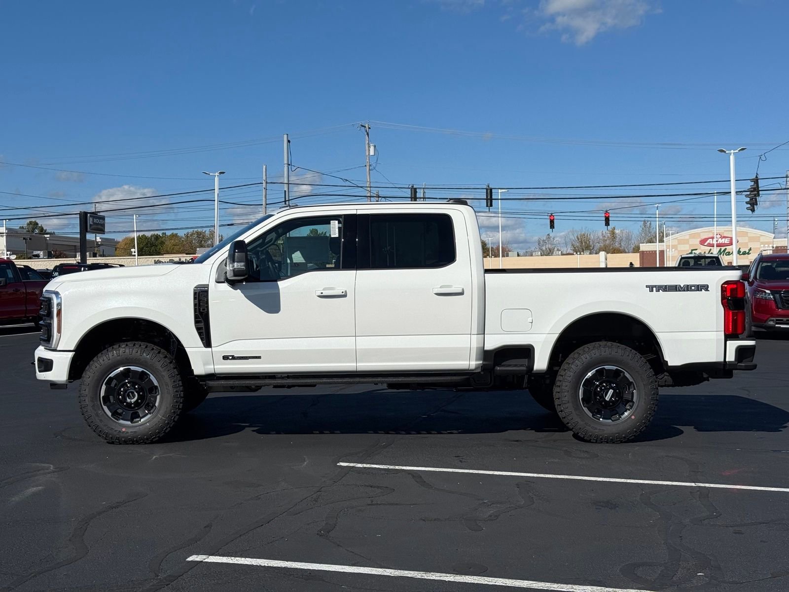 New 2026 Ford F350 4x4 Crew Cab Super Duty image 2