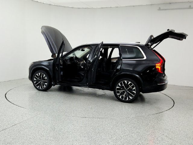 New 2026 Volvo XC90 B6 Plus w/ Protection Package Premier AWD/4WD image 12