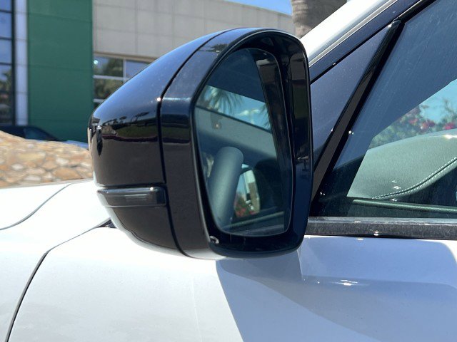 New 2025 Jaguar F-PACE R-Dynamic S image 14