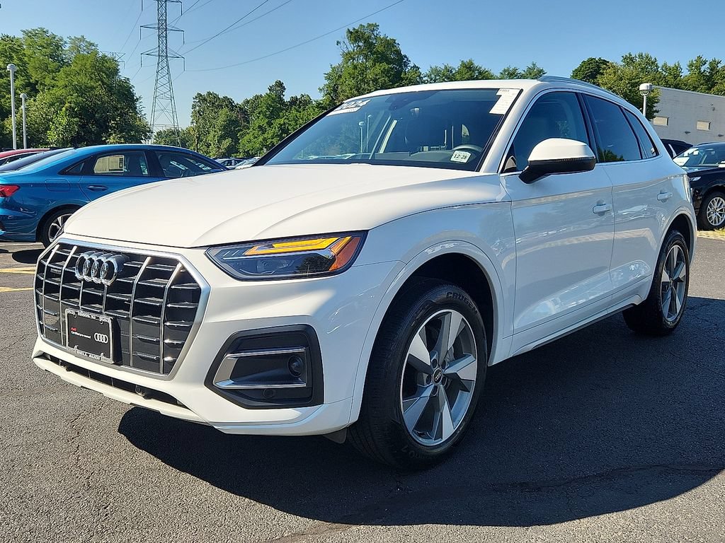 Used 2024 Audi Q5 Premium AWD/4WD image 9