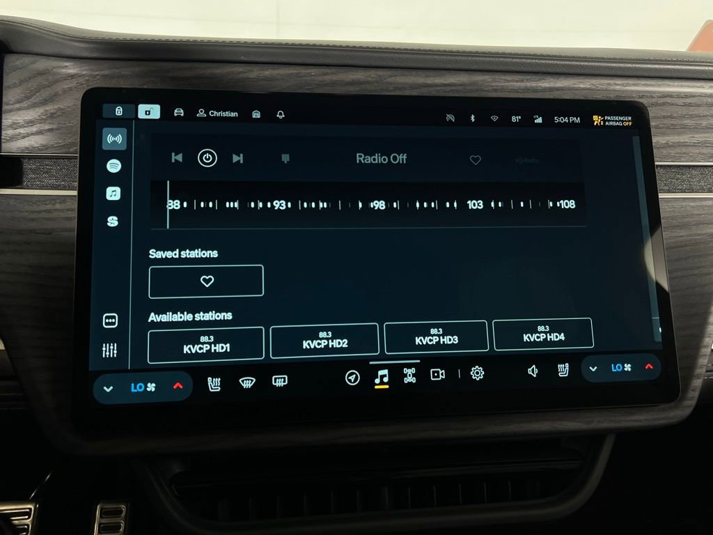 Used 2024 Rivian R1S Launch Edition image 22