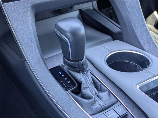 Used 2020 Toyota Avalon Limited w/ Carpet Mat Package FWD image 12