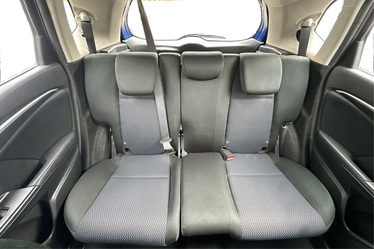 Used 2018 Honda Fit LX image 13