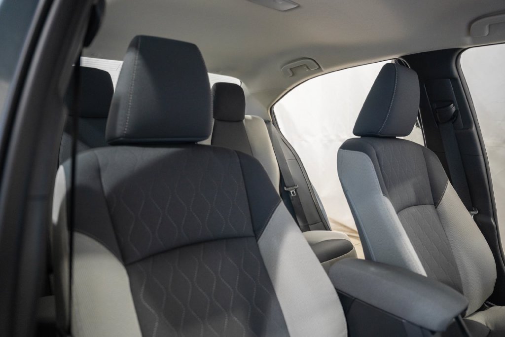 New 2027 Toyota Corolla LE FWD image 30