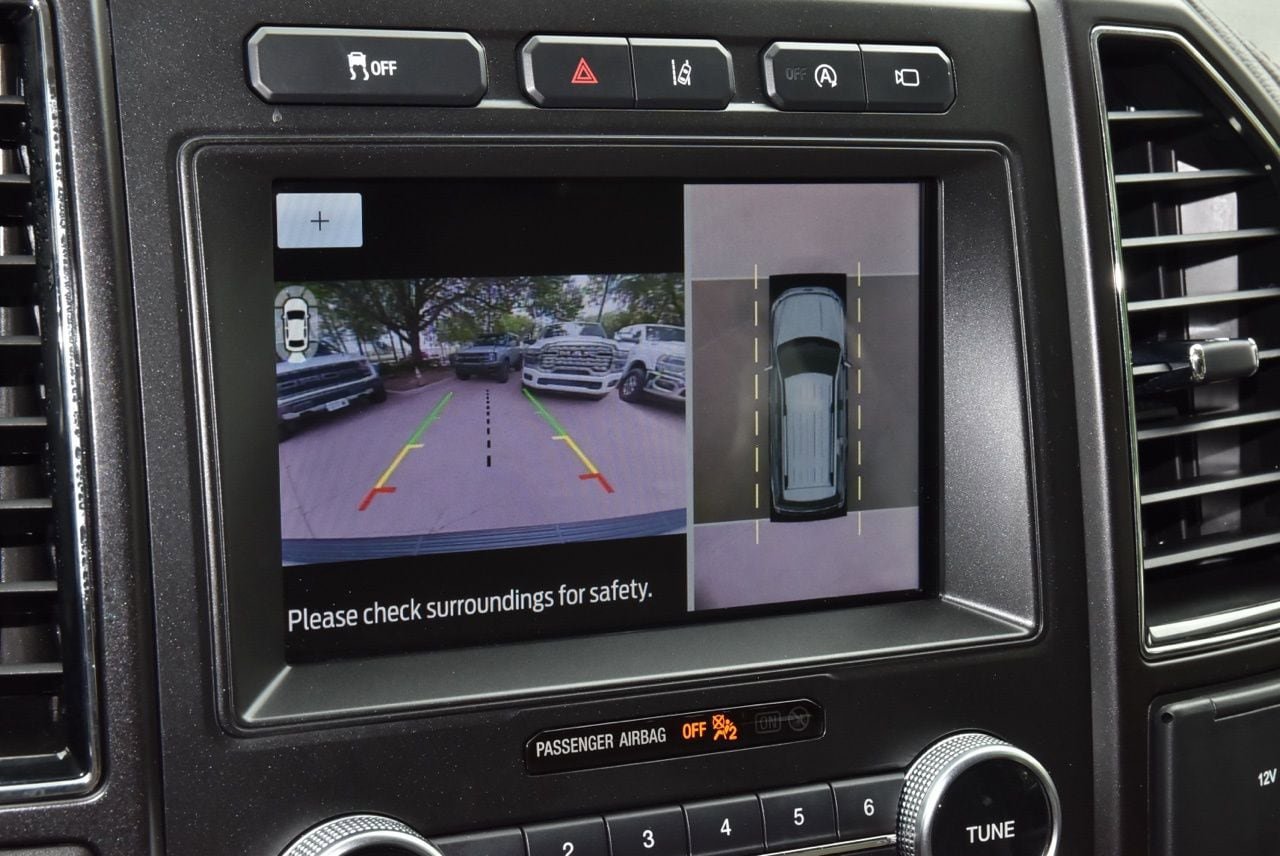 Used 2021 Ford Expedition Limited image 29