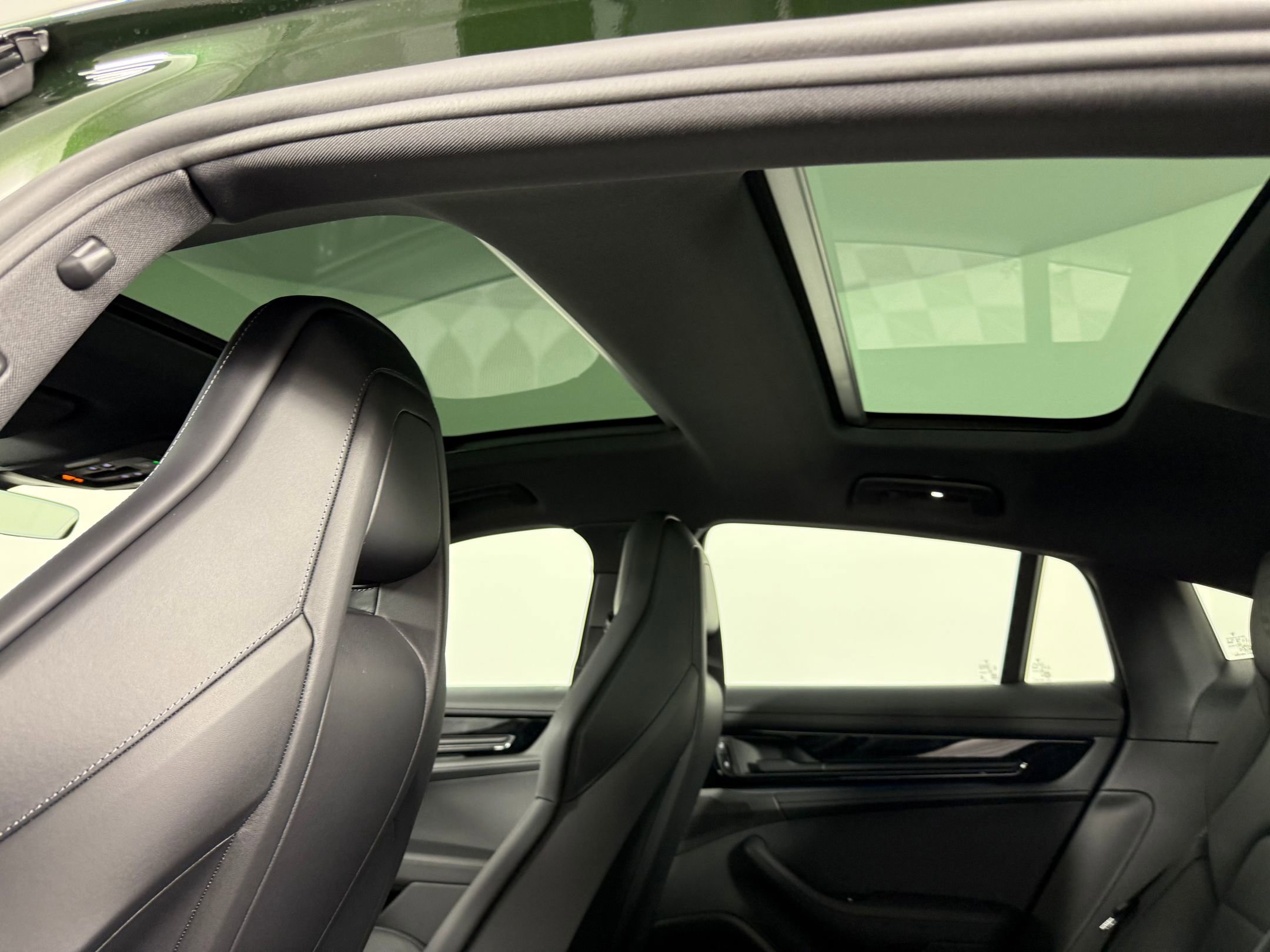 New 2026 Porsche Panamera 4 image 17