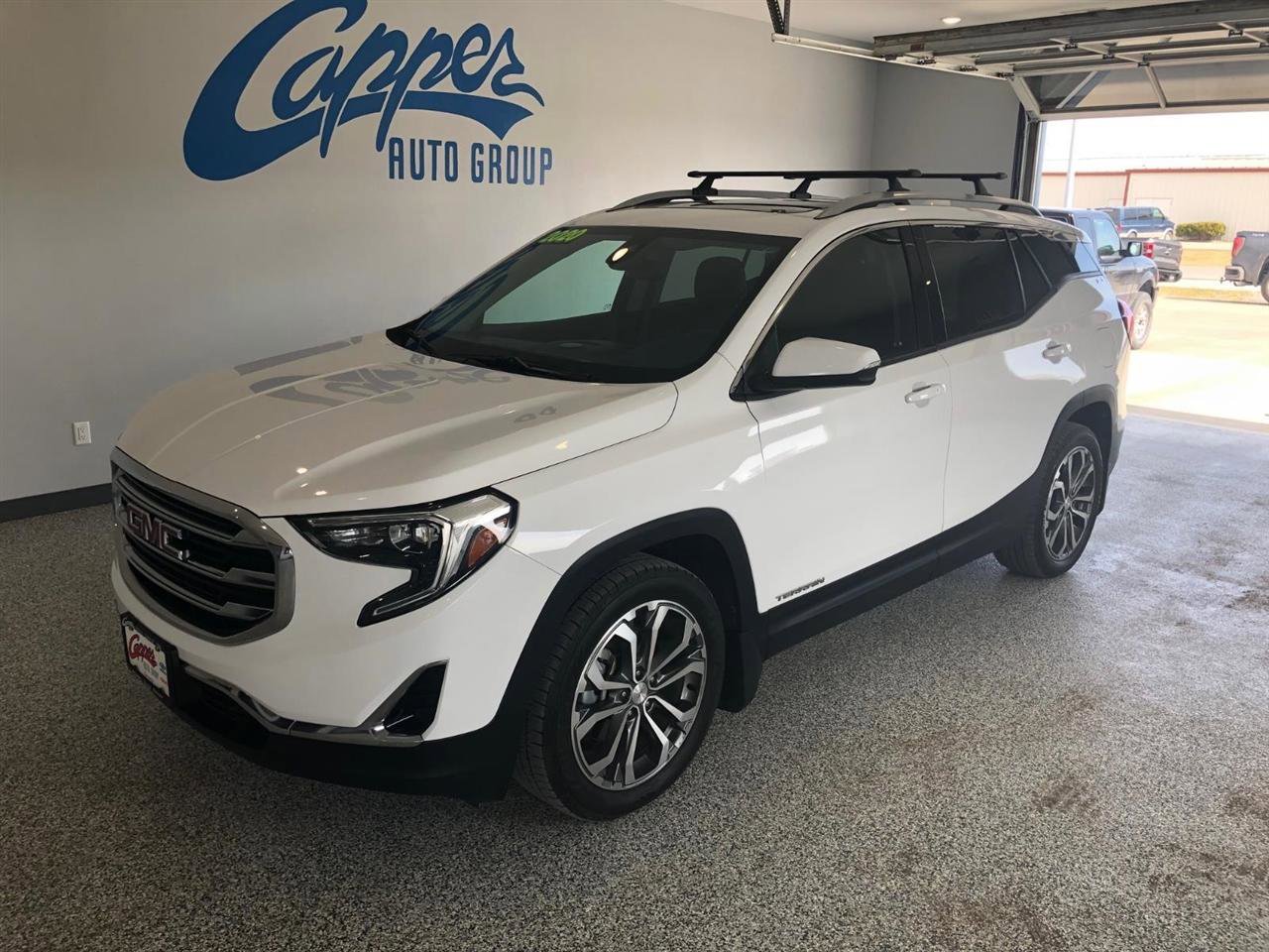 Used 2020 GMC Terrain SLT w/ Preferred Package AWD/4WD image 1