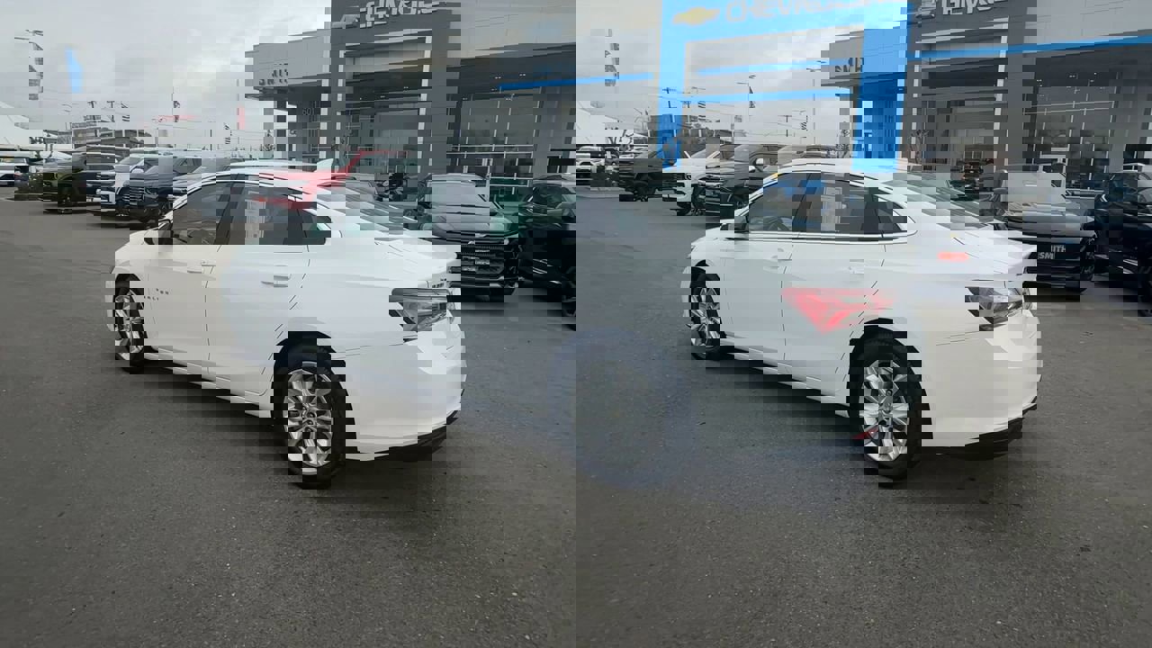 Used 2022 Chevrolet Malibu LT image 5