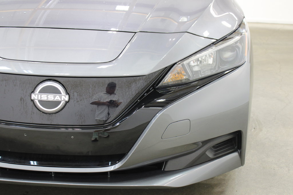 Used 2025 Nissan Leaf S FWD image 8