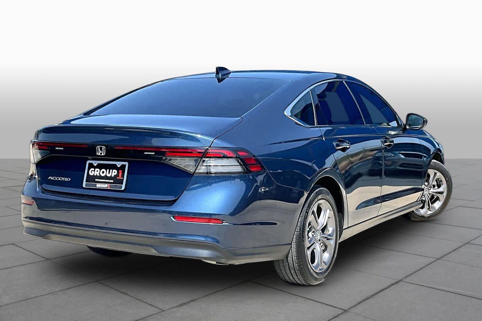 Used 2023 Honda Accord EX image 13