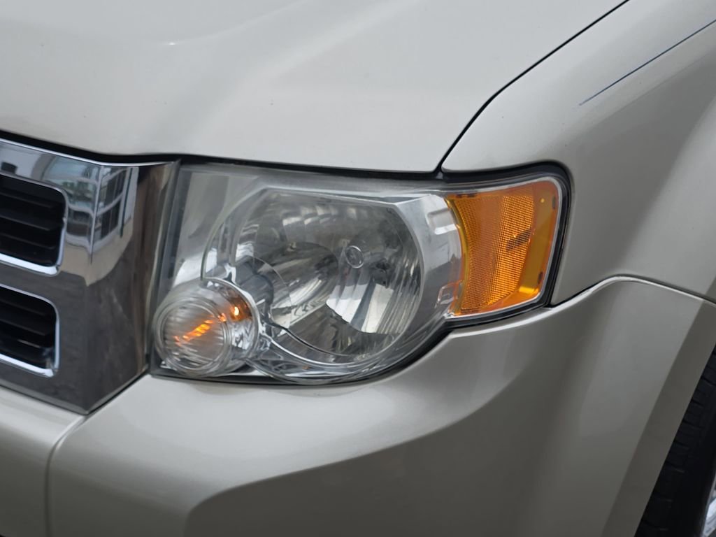 Used 2012 Ford Escape XLT FWD image 31