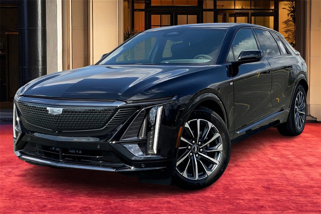 New 2026 Cadillac Lyriq Sport image 1