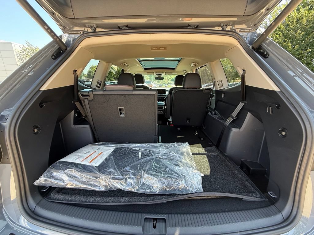 New 2026 Volkswagen Atlas Peak Edition AWD/4WD image 21