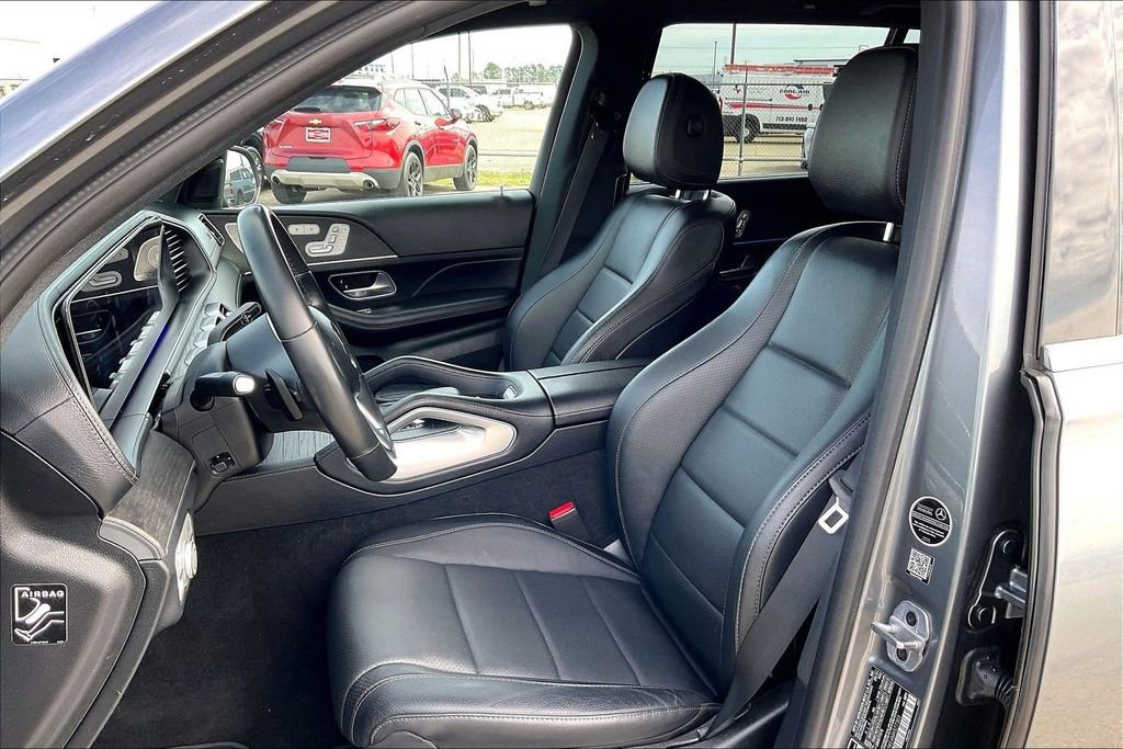 Used 2021 Mercedes-Benz GLS 450 4MATIC image 18