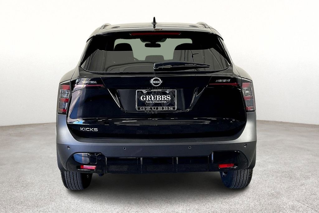 New 2026 Nissan Kicks SV image 8