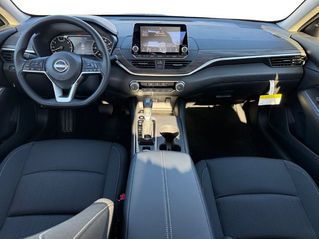 New 2026 Nissan Altima 2.5 SV AWD/4WD image 10