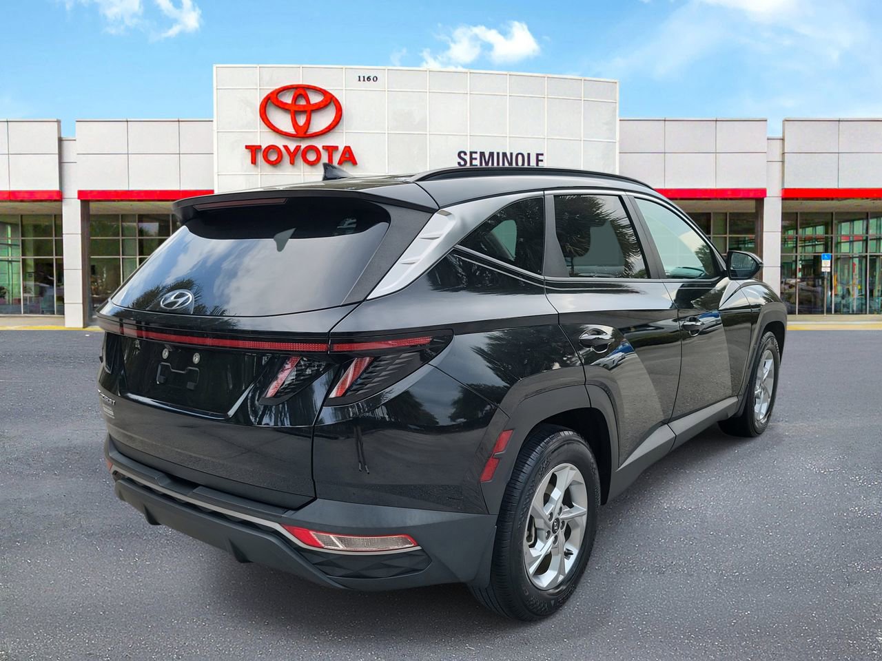 Used 2023 Hyundai Tucson SEL image 3