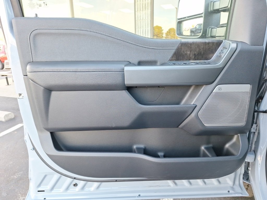 New 2026 Ford F250 Lariat w/ Lariat Premium Package image 2