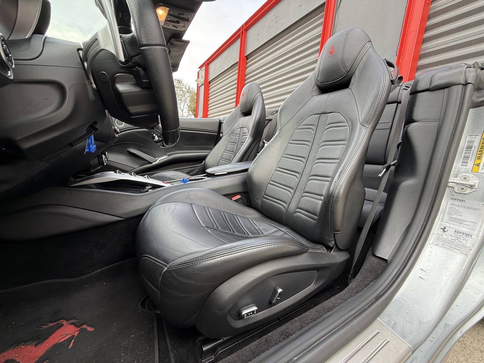 Used 2016 Ferrari California T image 17