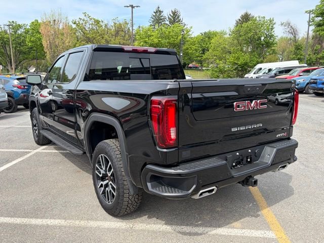 Used 2025 GMC Sierra 1500 AT4 w/ AT4 Premium Package AWD/4WD image 5