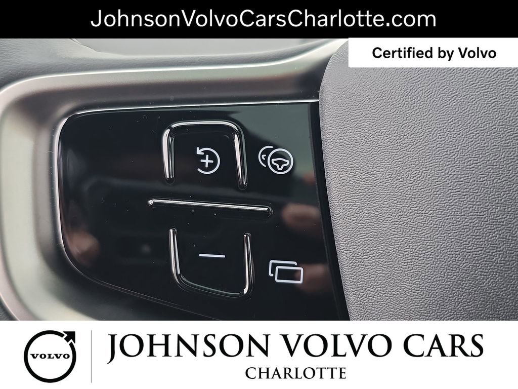 Certified 2025 Volvo EX30 Ultra w/ Climate Package image 17