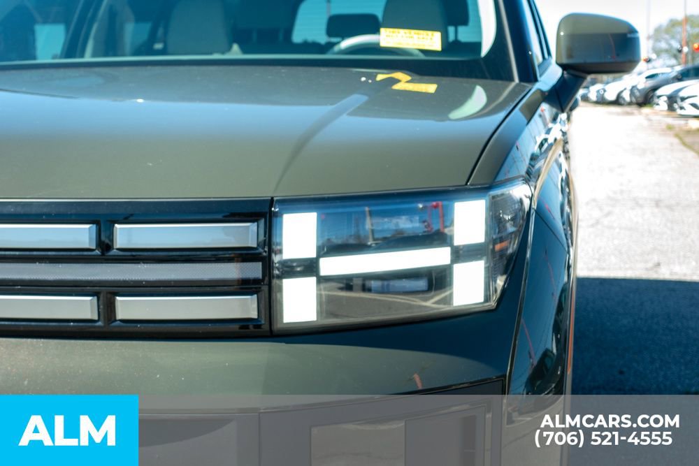 Used 2025 Hyundai Santa Fe SEL image 14