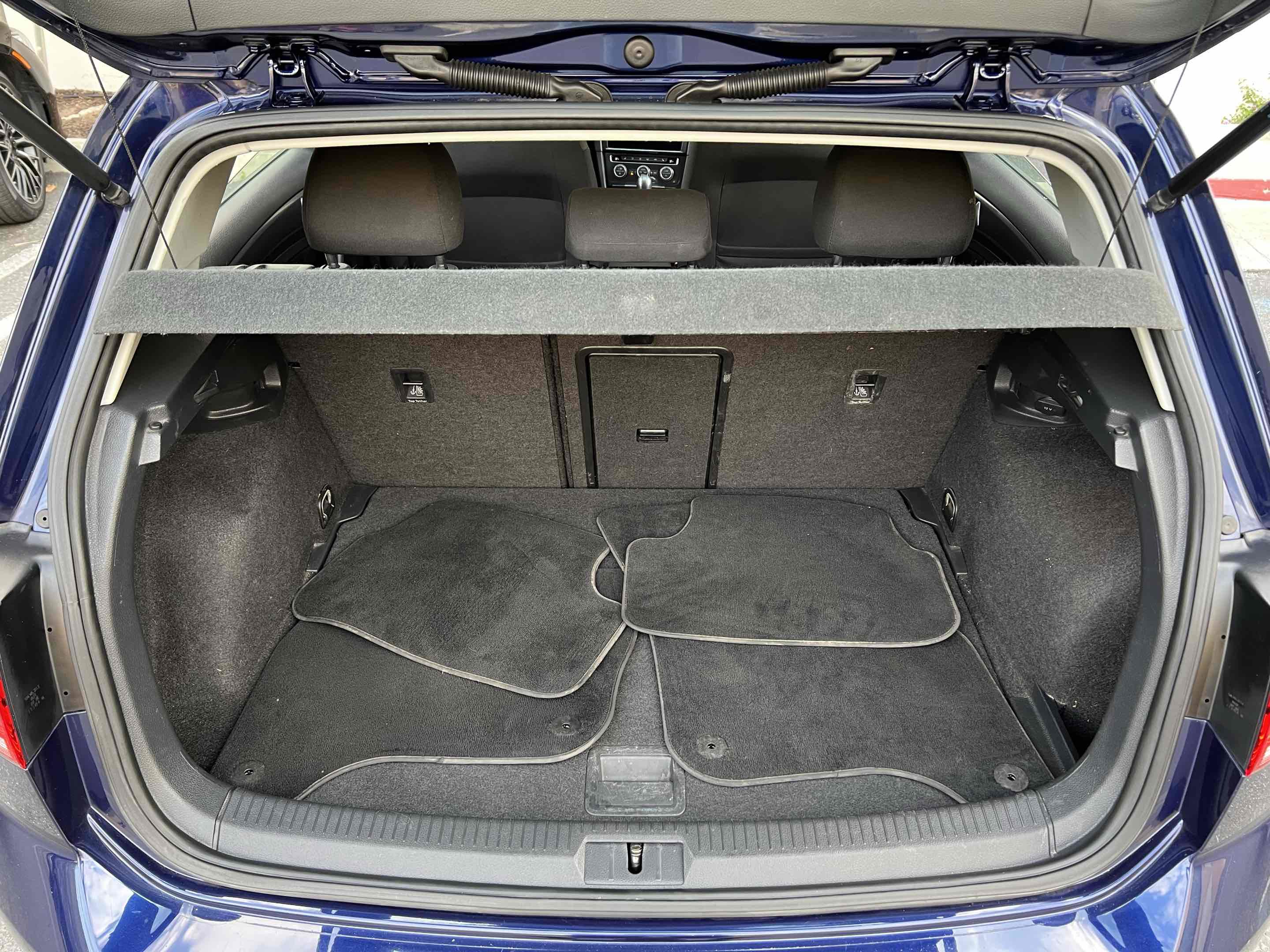 Used 2019 Volkswagen e-Golf SE w/ Driver Assistance Package image 71