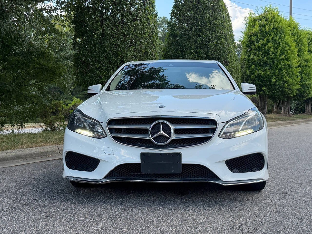 Used 2014 Mercedes-Benz E 350 4MATIC Sedan w/ Premium 1 Package image 5