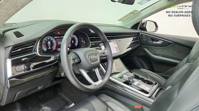 Used 2020 Audi Q8 Prestige w/ Prestige Package image 19