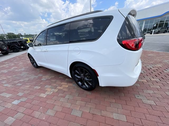 Used 2018 Chrysler Pacifica Touring Plus w/ S Appearance Package FWD image 29