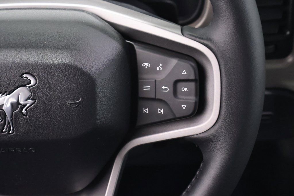 New 2025 Ford Bronco Outer Banks w/ Sasquatch Package image 18