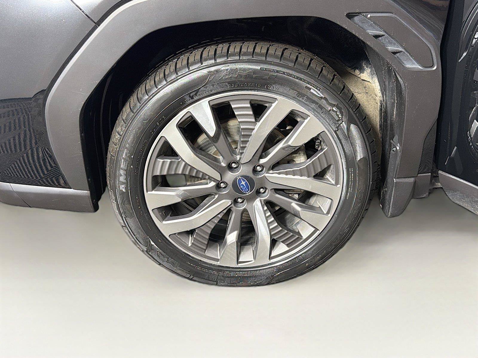 Used 2025 Subaru Forester Touring AWD/4WD image 33