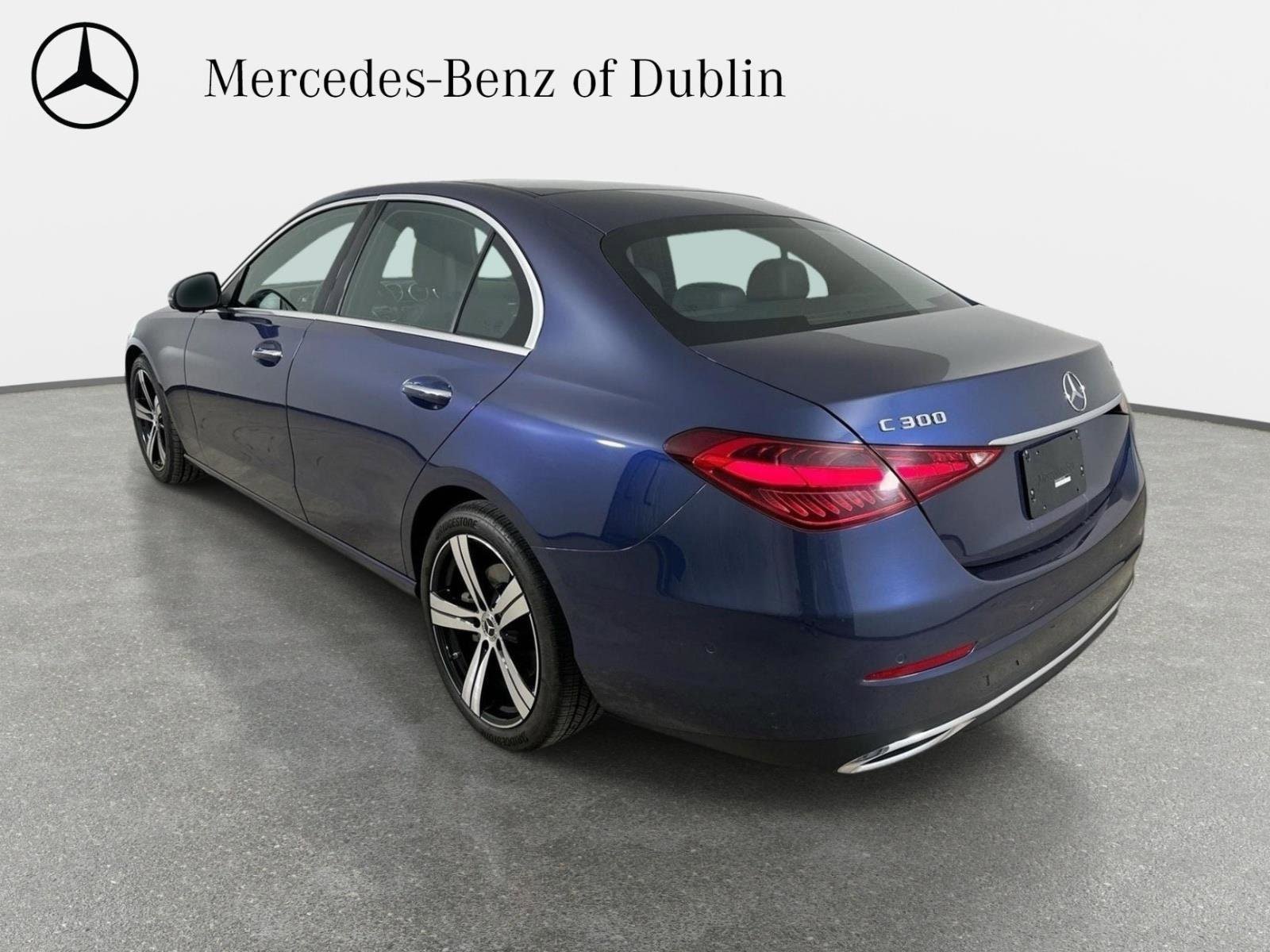 Used 2024 Mercedes-Benz C 300 4MATIC Sedan image 4