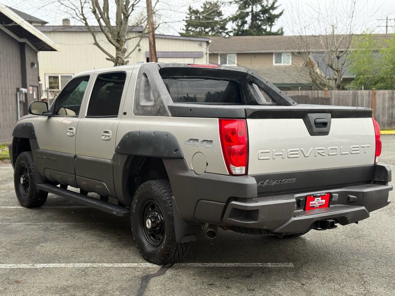 Used 2005 Chevrolet Avalanche 2500 w/ Preferred Equipment Group image 20