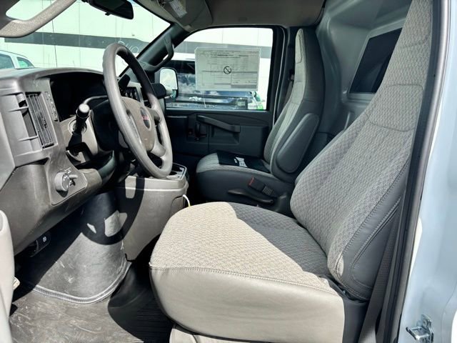New 2026 GMC Savana 3500 w/ Driver Convenience Package RWD image 11
