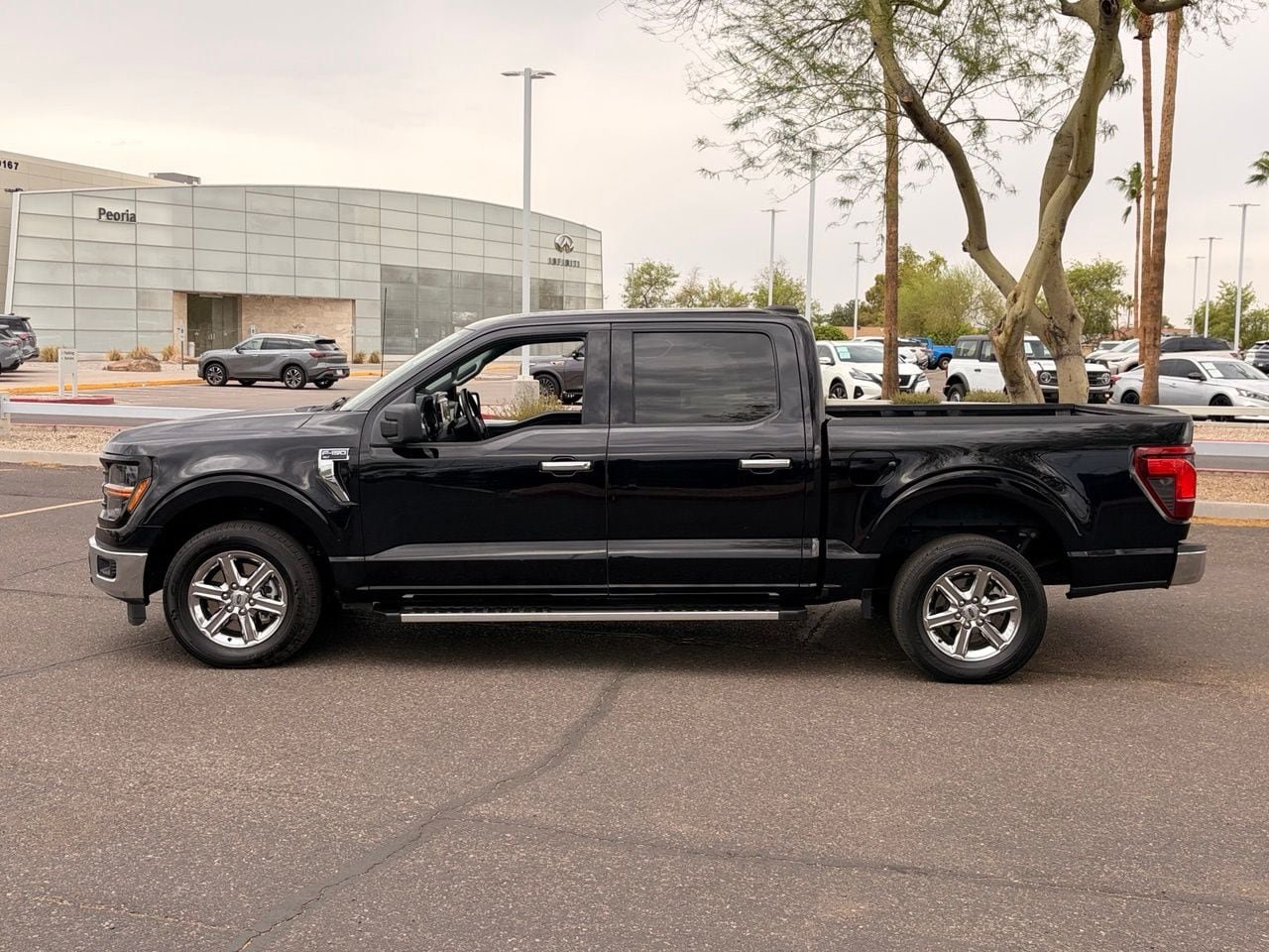 Used 2025 Ford F150 XLT w/ Equipment Group 301A Standard RWD image 3