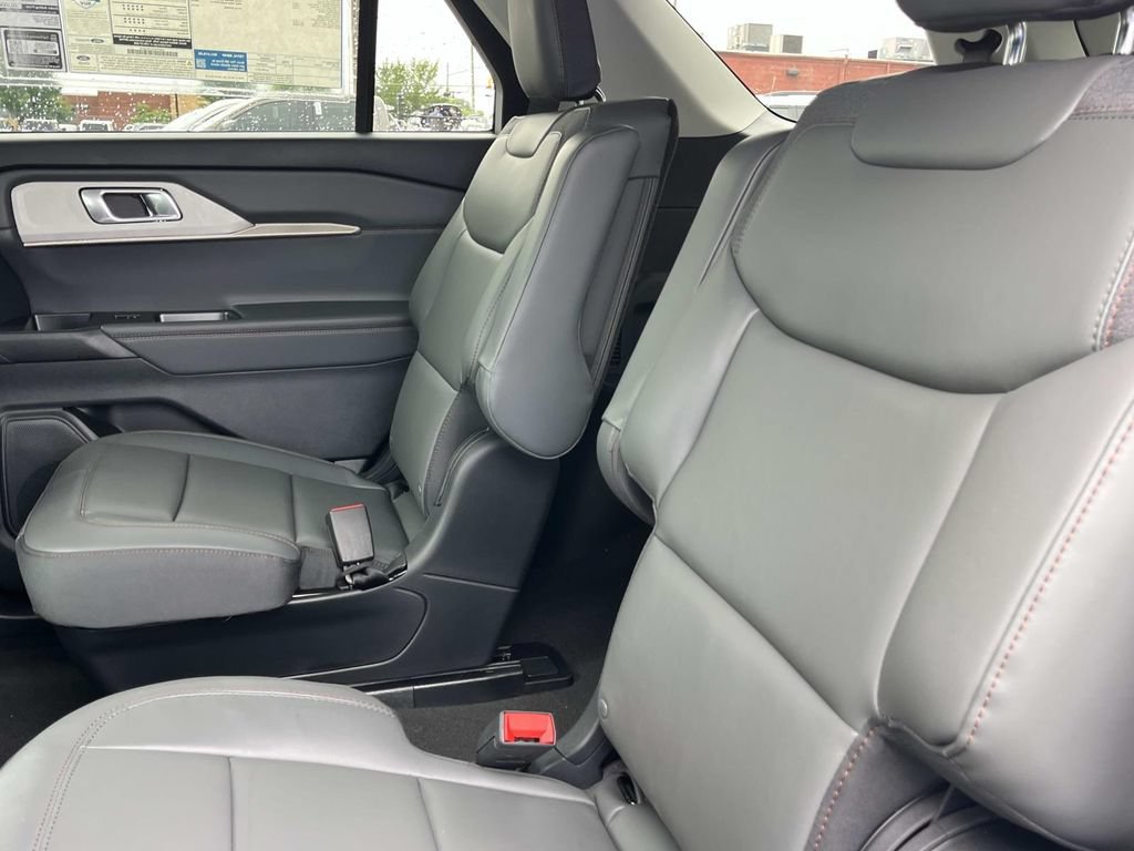 New 2026 Ford Explorer Active w/ Active Comfort Package AWD/4WD image 26