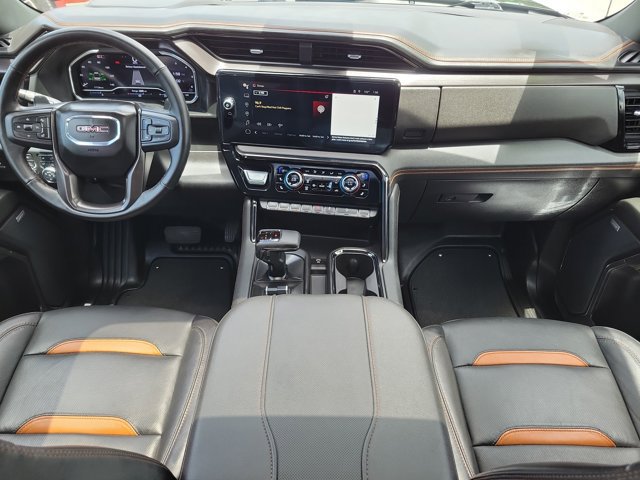 Used 2024 GMC Sierra 1500 AT4 w/ Technology Package AWD/4WD image 17