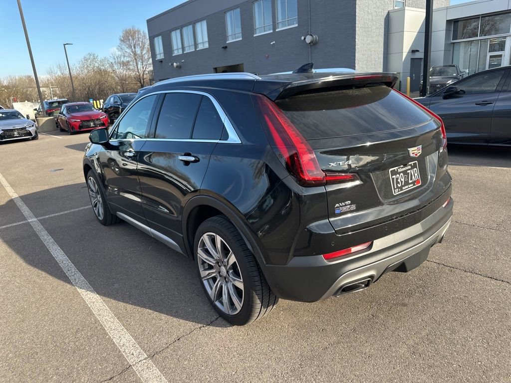 Used 2019 Cadillac XT4 Premium Luxury image 4