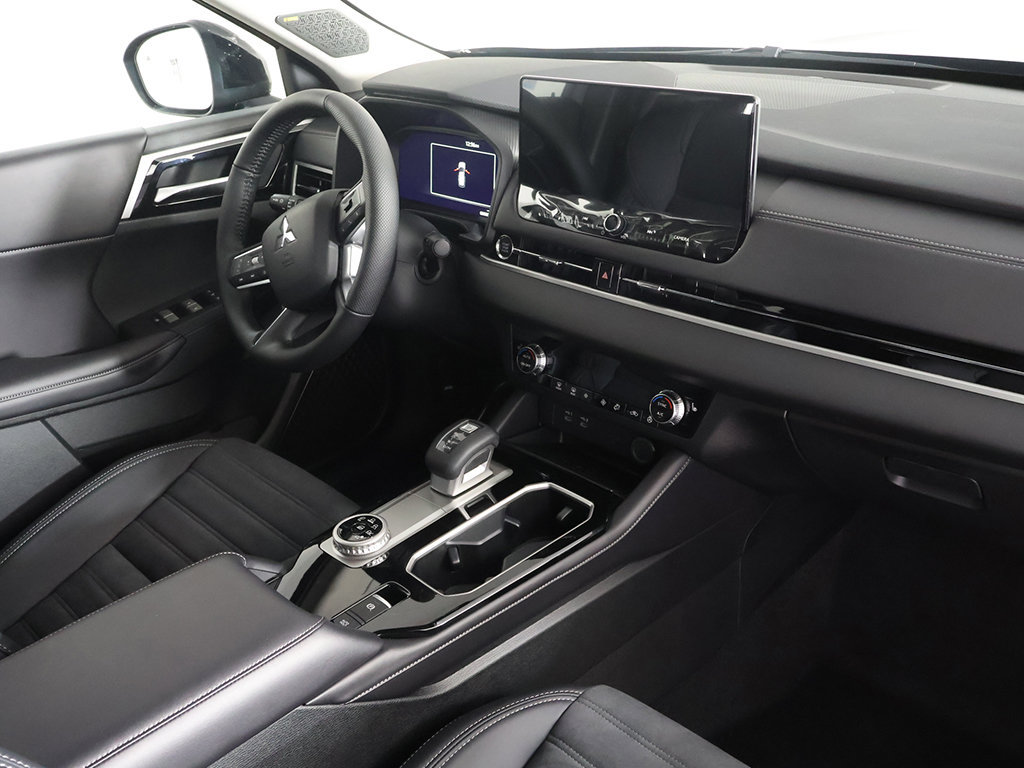 New 2026 Mitsubishi Outlander SE FWD image 31