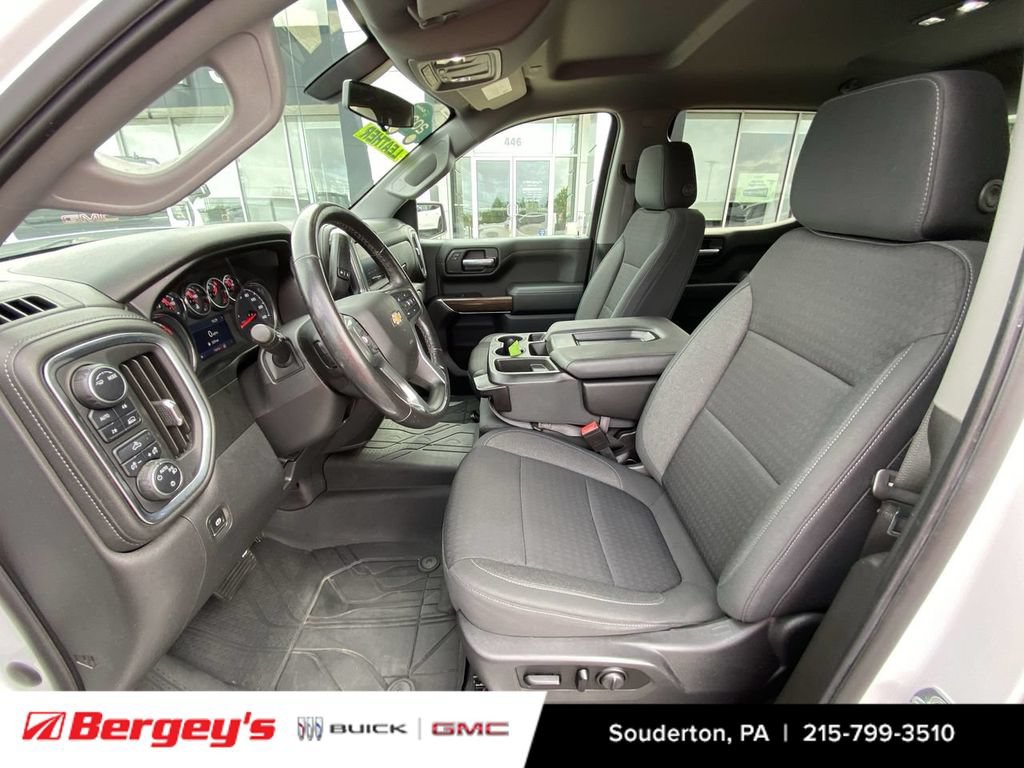 Used 2021 Chevrolet Silverado 1500 LT AWD/4WD image 23