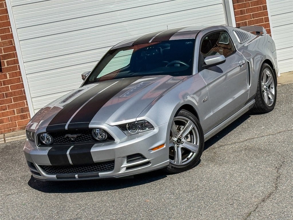 Used 2013 Ford Mustang GT Premium w/ GT Coupe Accessory Pkg 5 image 8