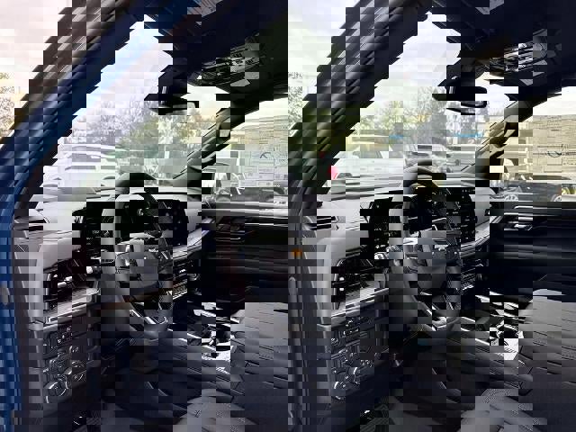 New 2026 Chevrolet Suburban LT w/ Comfort Package image 10