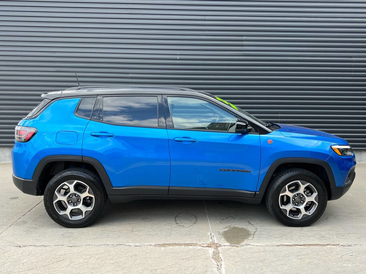 Used 2022 Jeep Compass Trailhawk w/ Trailhawk Elite Group image 10